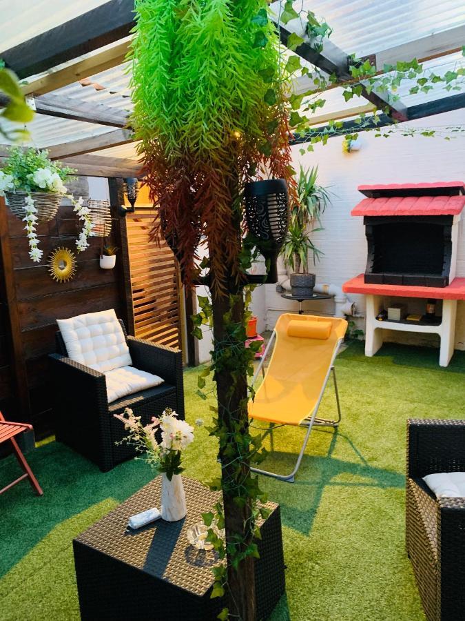 Chambre Cocooning Chez L'Habitant Villeneuve le Roi Bagian luar foto